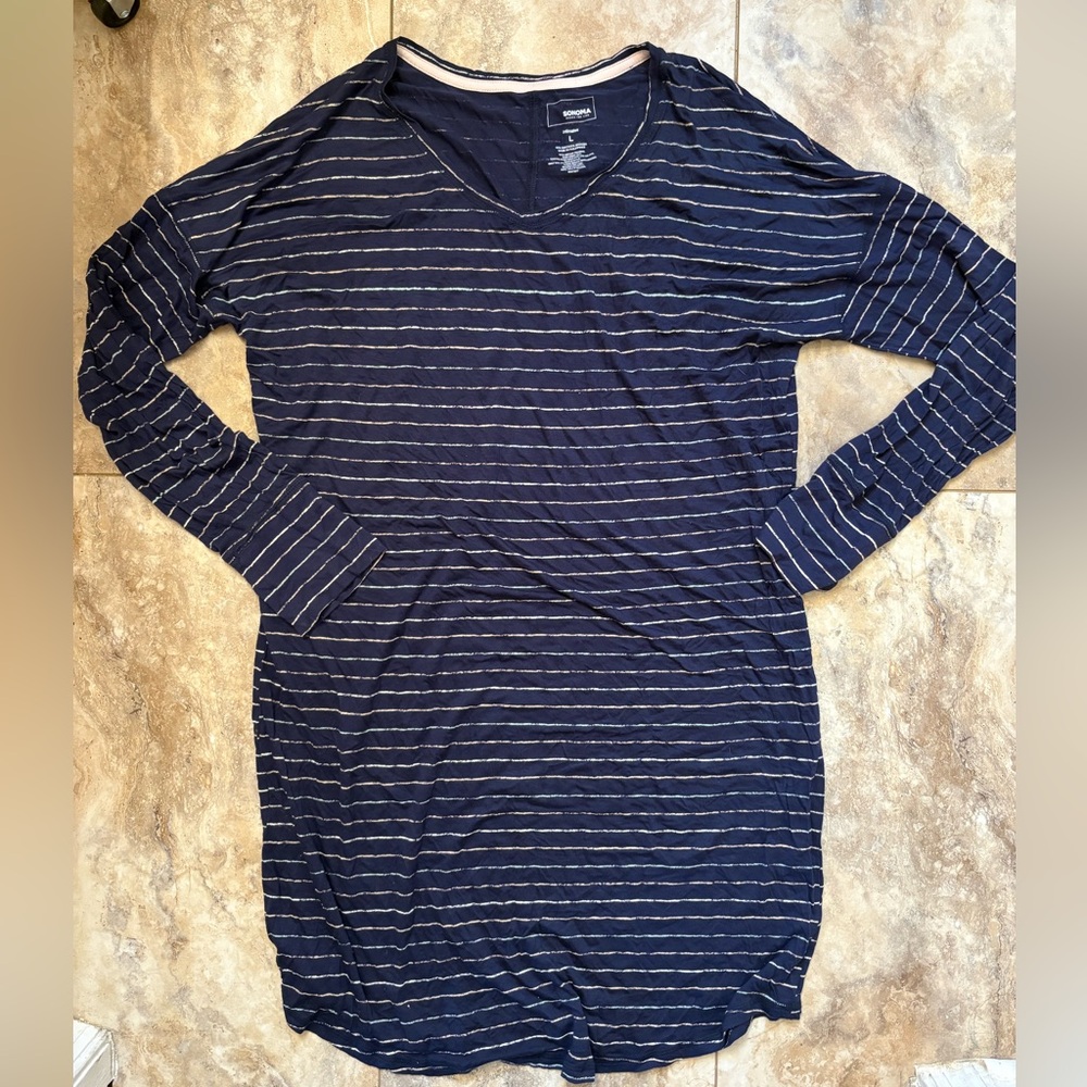 Women’s Sonoma Stretchy And Soft Navy With Stripes V-Neck Night Shirt Size Large